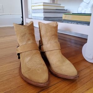 Leather cowboy ankle books